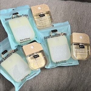 Viral B-Pure Champagne Scented Hand Sanitizer Set with Cases  🥂🍾🎊